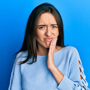 When Do Your Wisdom Teeth Come In? Early Warning Signs and Symptoms
